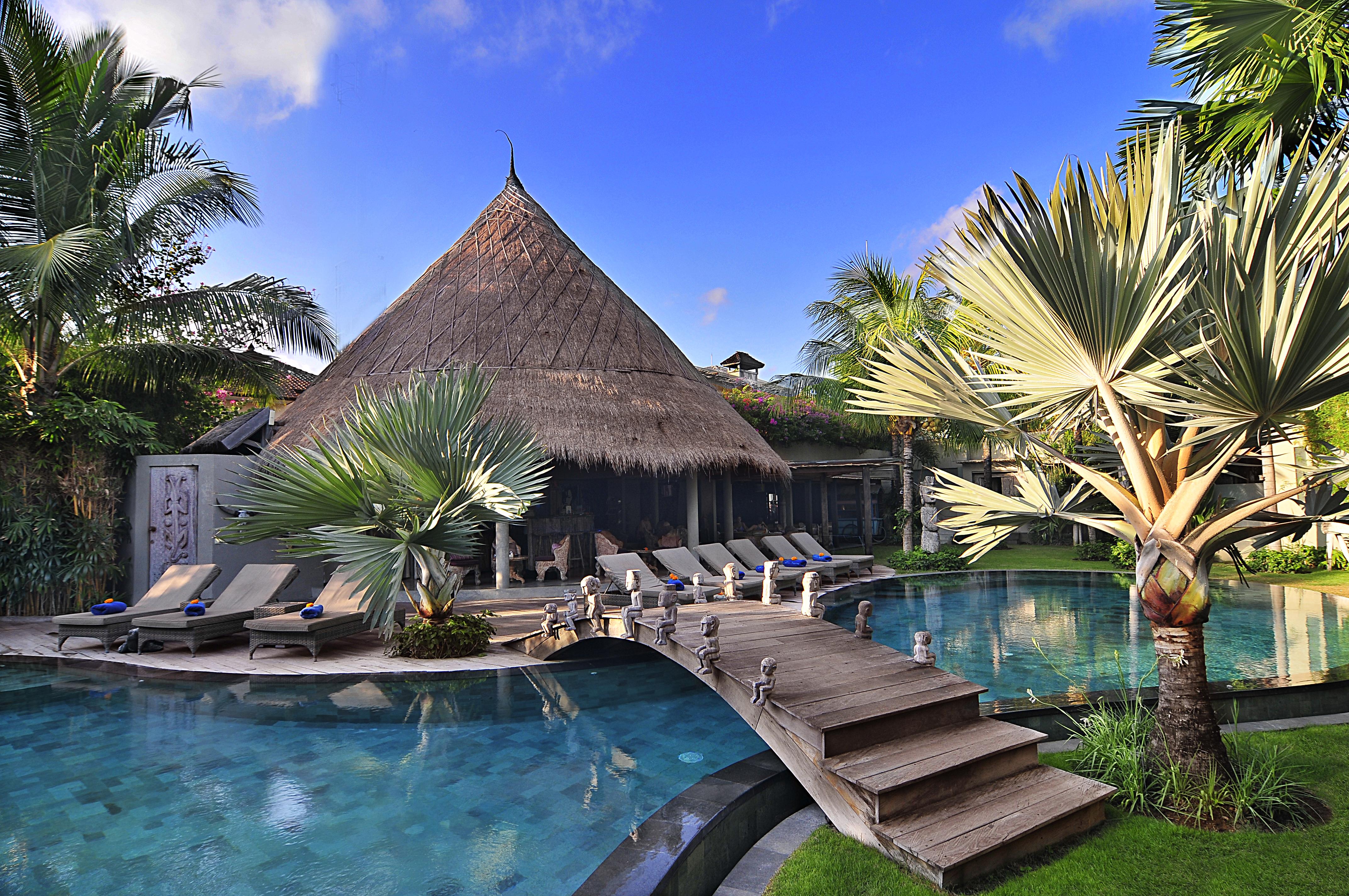 Blue Karma Dijiwa Seminyak Hotel Exterior photo